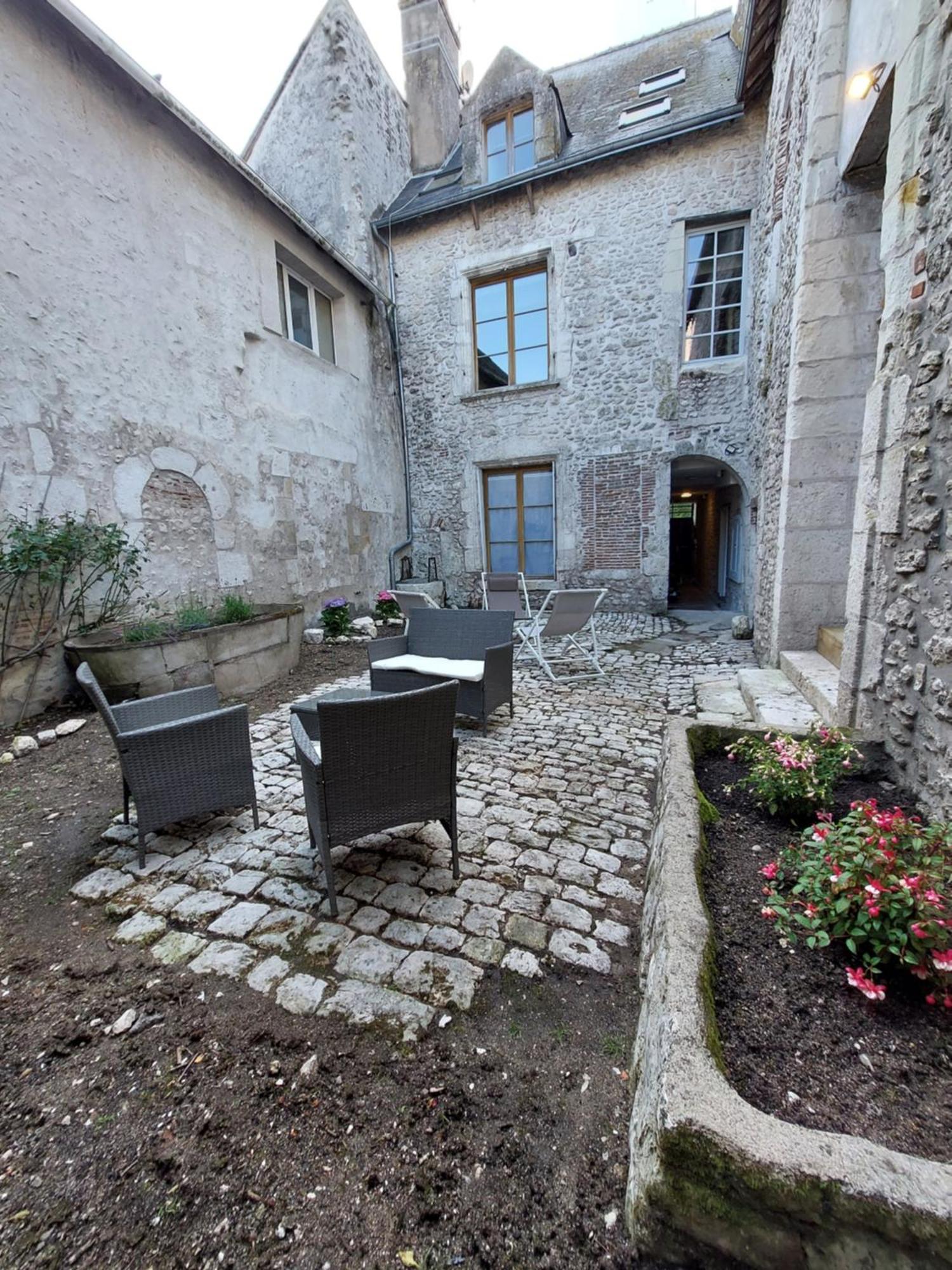 Appartements L'Hirondelle Beaugency Extérieur photo